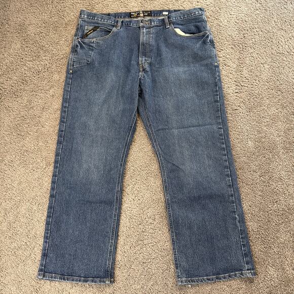 ARIAT men's Rebar M4 Low Rise Boot Cut Denim 42/30 - Picture 1 of 8